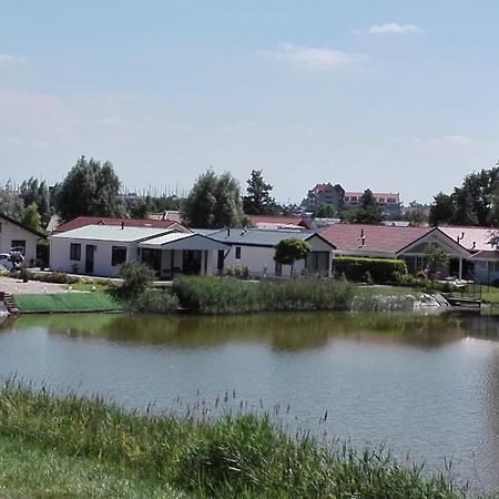 Het Boothuis Villa Sint Annaland Exterior photo