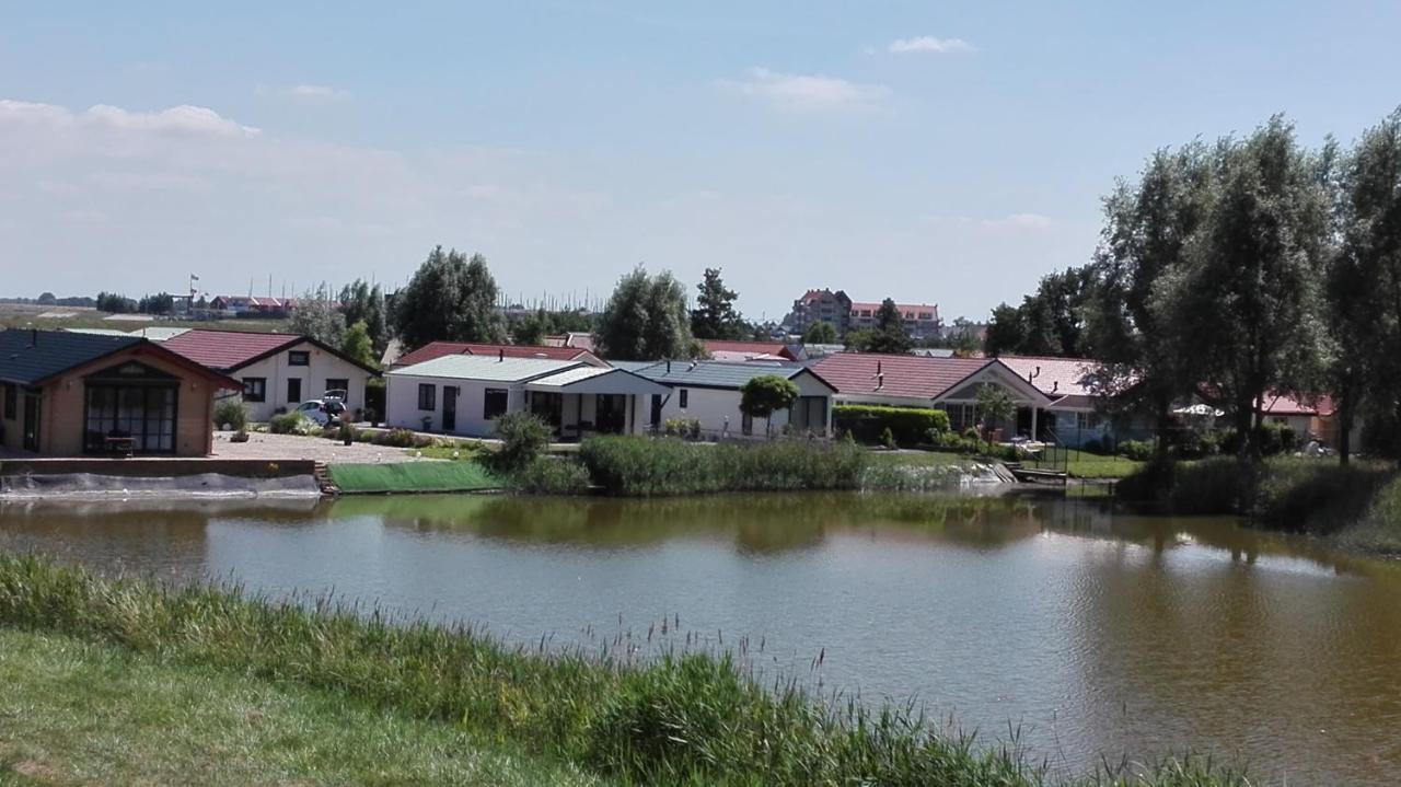 Het Boothuis Villa Sint Annaland Exterior photo